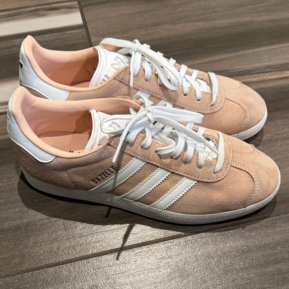Adidas Gazelle Men's Sneakers - Light Pink and White